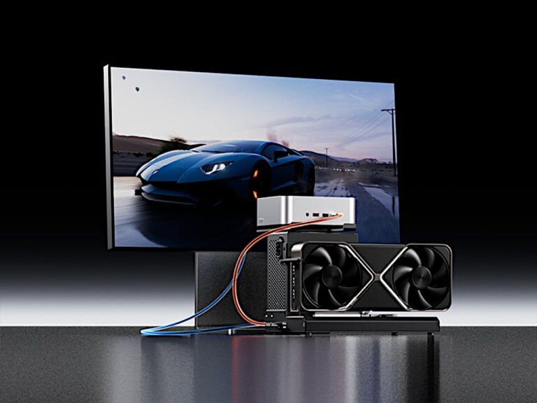 AOOSTAR EG02 eGPU Dock Has a Built-In Stand for Your Mini PC