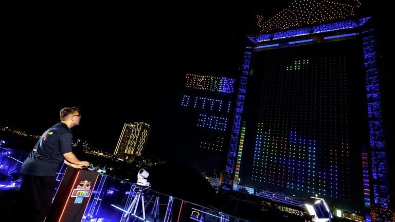 2,800 RGB drones turned into the world’s largest-ever game of Tetris — Red Bull Tetris world final lights up Dubai night sky