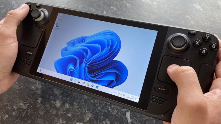 Windows 10 is dying on Steam — over 65% of gamers now use Windows 11 as Linux gains an ever-so-slight OS adoption bump